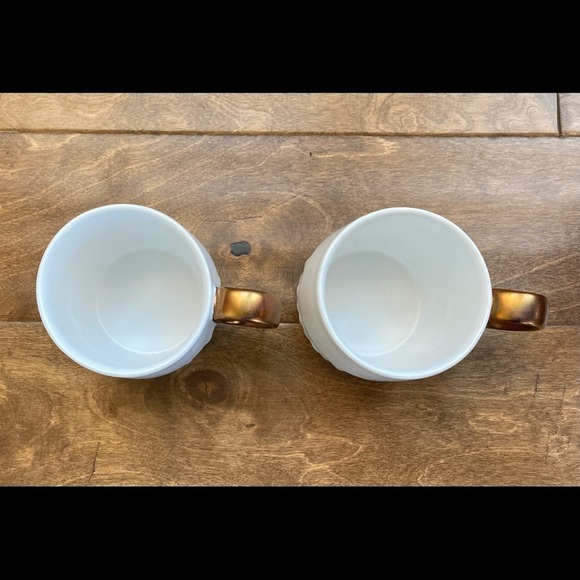 STARBUCKS Pair of (2) White Geometric 12 Oz Bronze Colored Handle Coffee Mugs - Picture 2 of 8